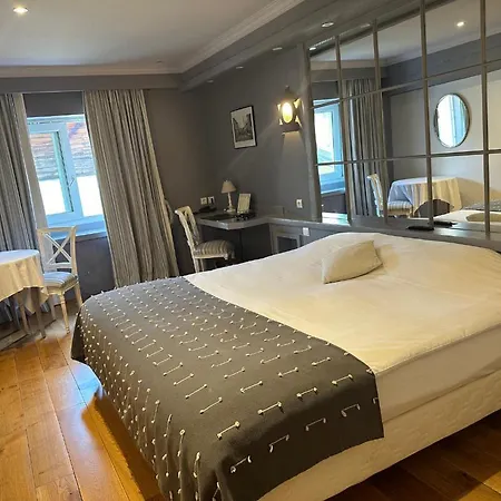 Le Soleil D'or 3* Joinville