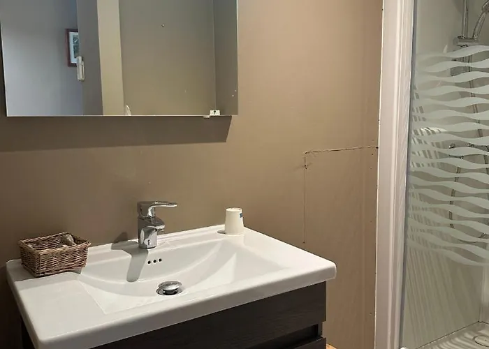 Le Soleil D'or جوينفيل