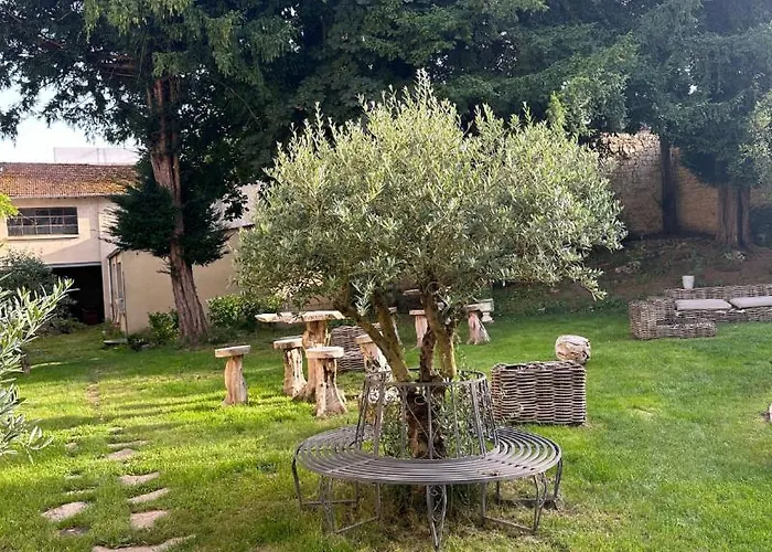 Le Soleil D'or جوينفيل